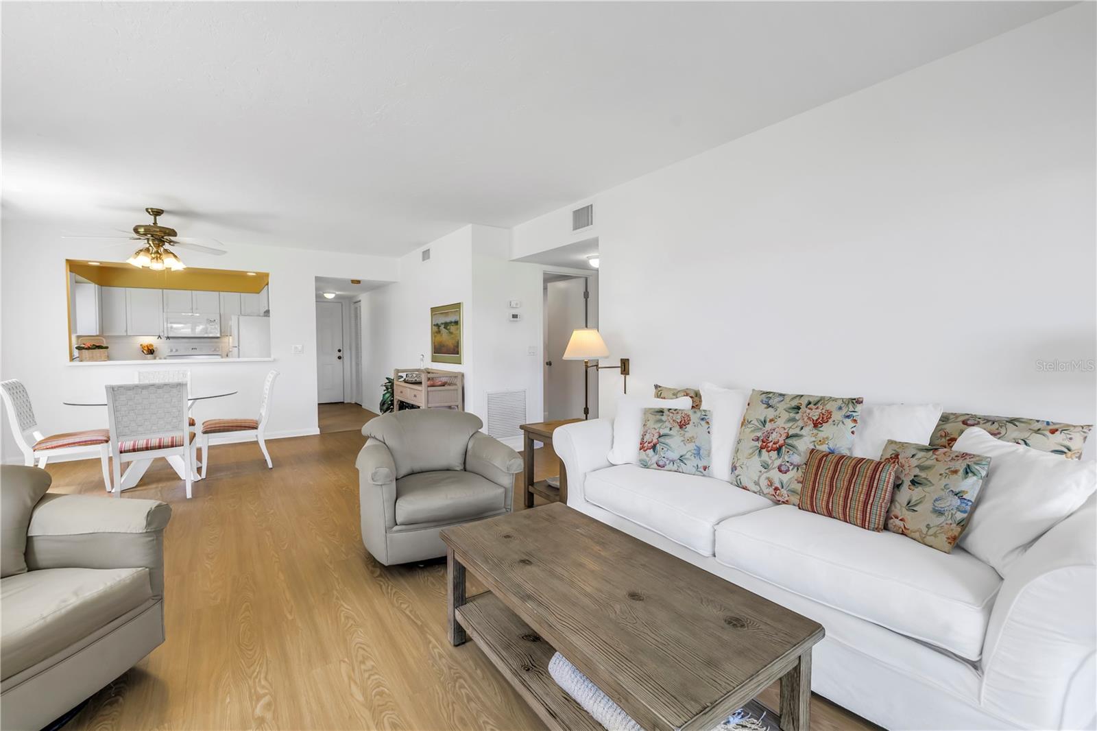 3500 EL CONQUISTADOR PKWY #117, BRADENTON, FL, 34210