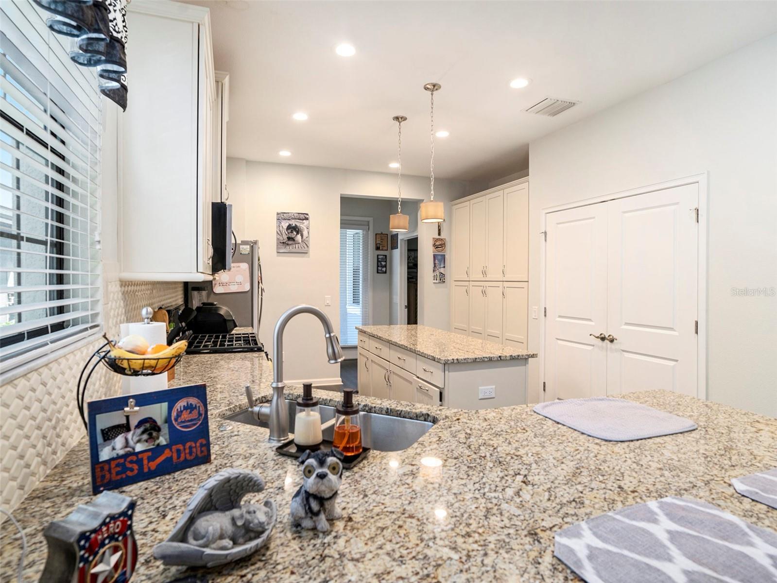 5714 COLONY GLEN RD, LITHIA, FL, 33547