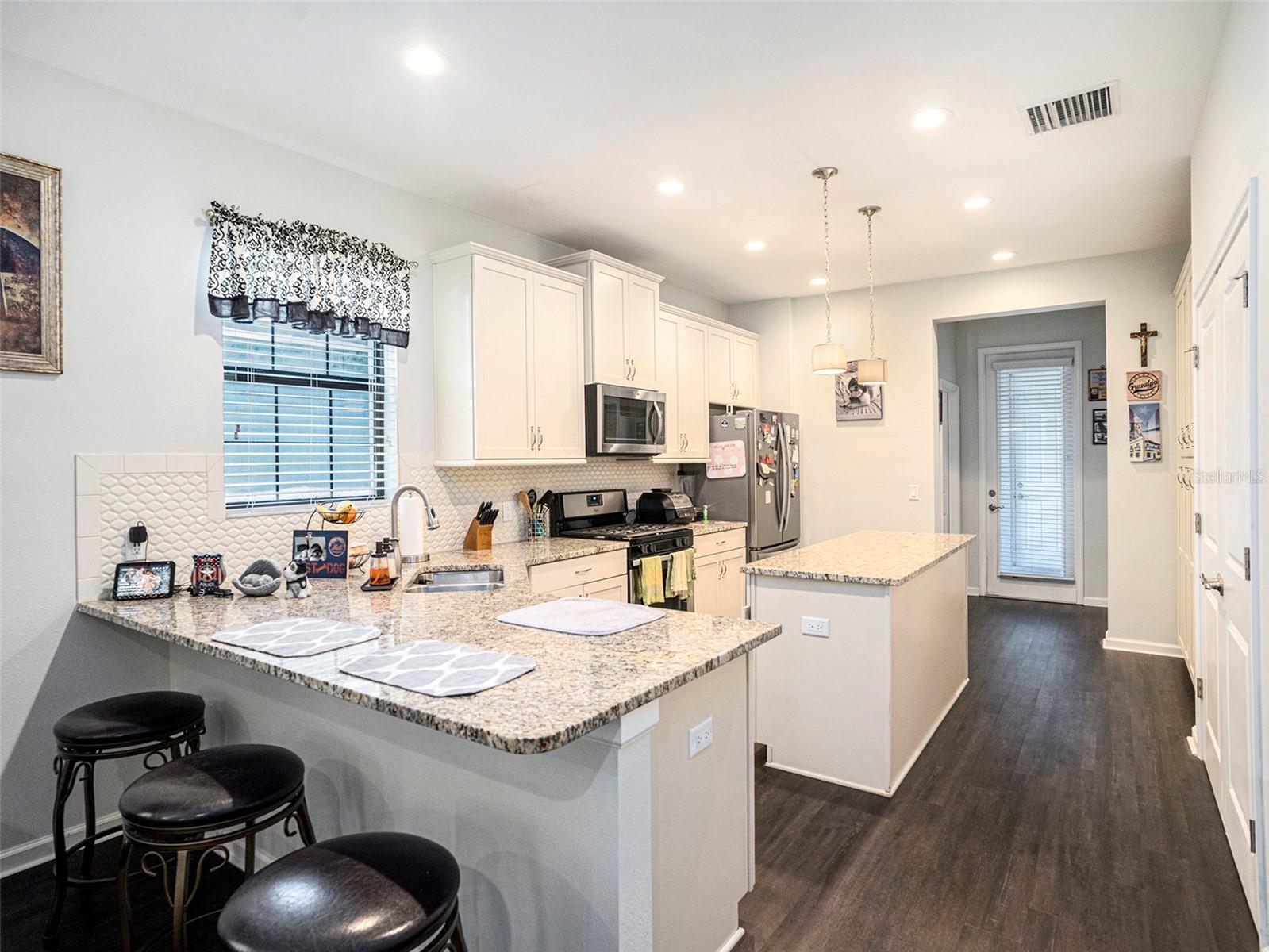 5714 COLONY GLEN RD, LITHIA, FL, 33547