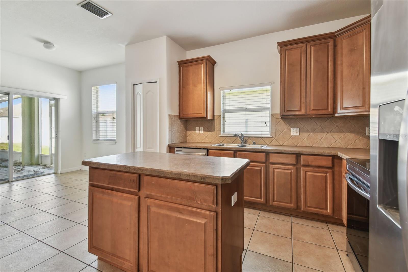 3015 AZALEA BLOSSOM DR, PLANT CITY, FL, 33567