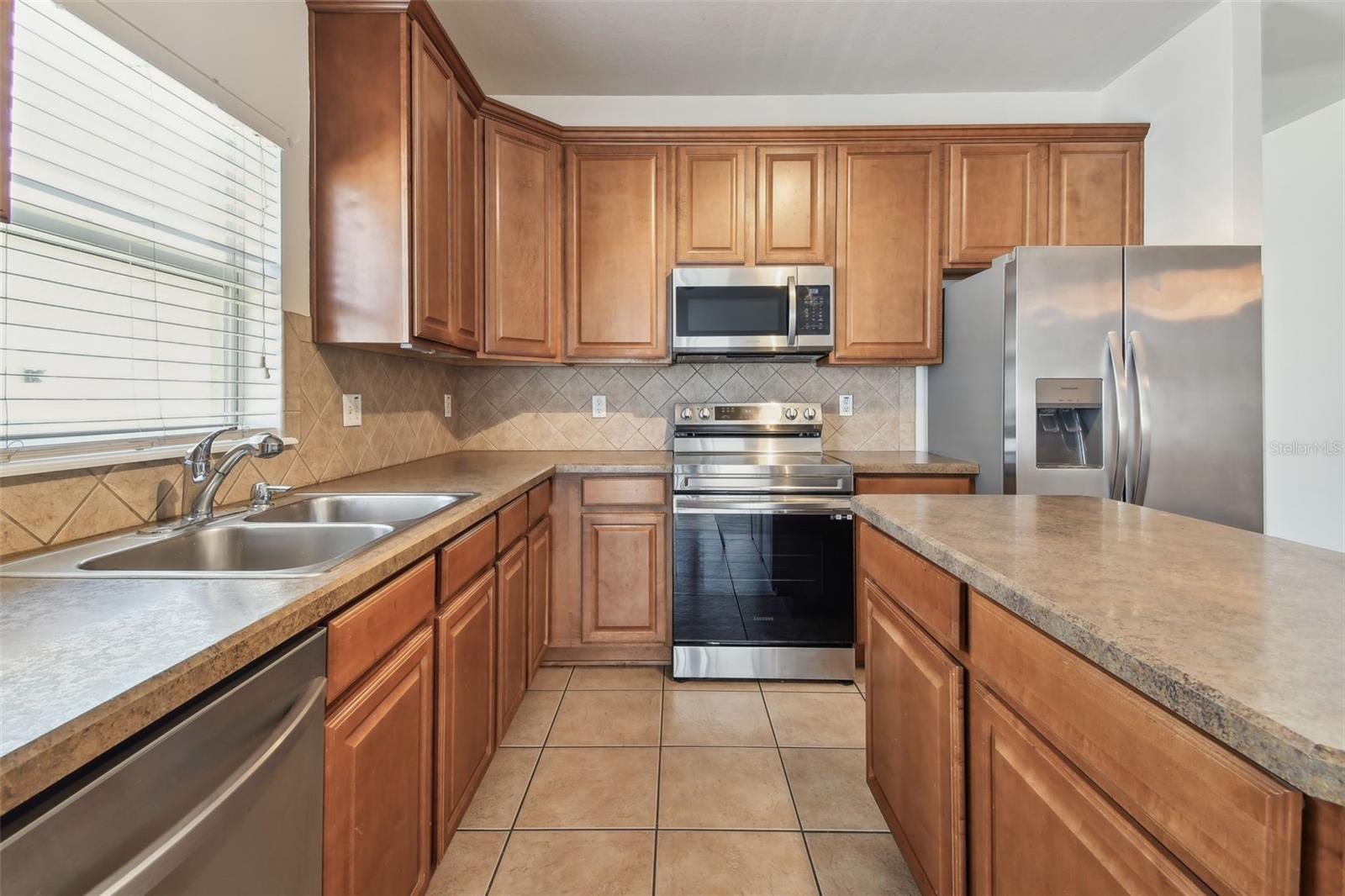 3015 AZALEA BLOSSOM DR, PLANT CITY, FL, 33567