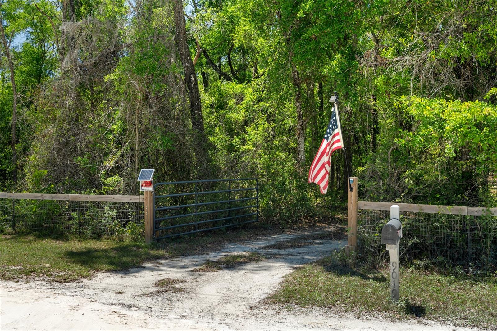 9019 STONE DR, WEBSTER, FL, 33597