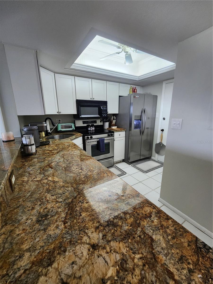 2100 BENJAMIN FRANKLIN DR #302, SARASOTA, FL, 34236