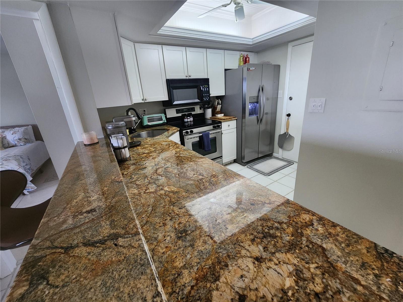 2100 BENJAMIN FRANKLIN DR #302, SARASOTA, FL, 34236