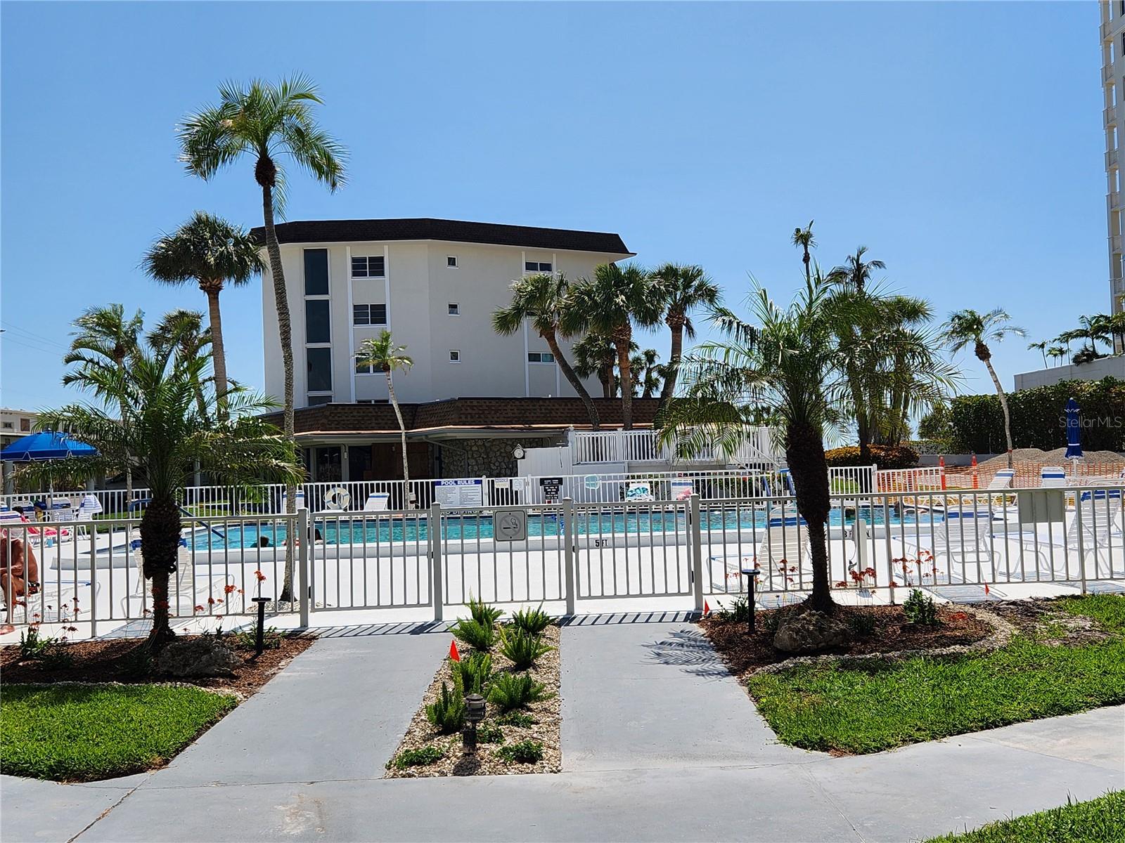 2100 BENJAMIN FRANKLIN DR #302, SARASOTA, FL, 34236