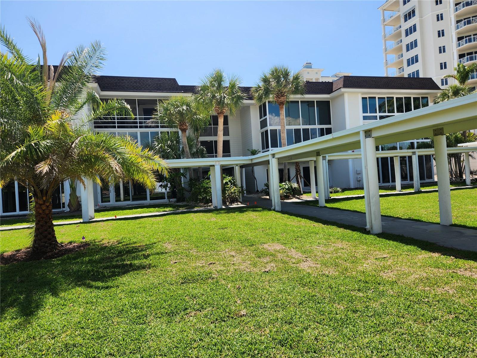 2100 BENJAMIN FRANKLIN DR #302, SARASOTA, FL, 34236