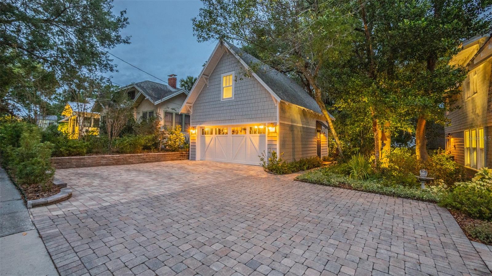 908 N TREMAIN ST, MOUNT DORA, FL, 32757