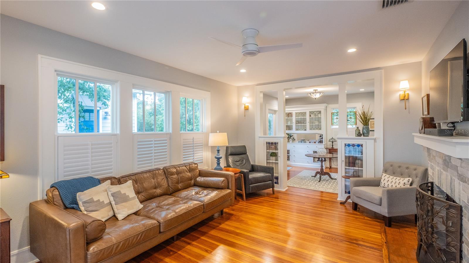 908 N TREMAIN ST, MOUNT DORA, FL, 32757