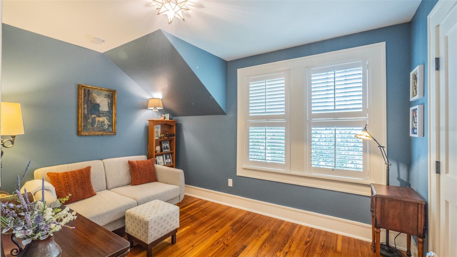 908 N TREMAIN ST, MOUNT DORA, FL, 32757