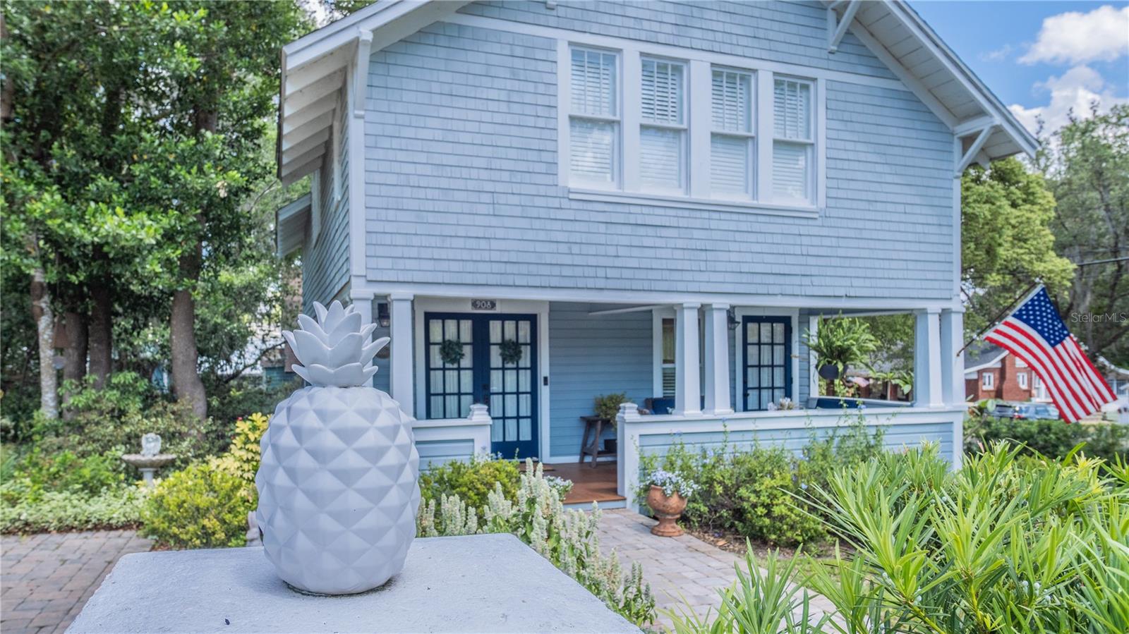 908 N TREMAIN ST, MOUNT DORA, FL, 32757