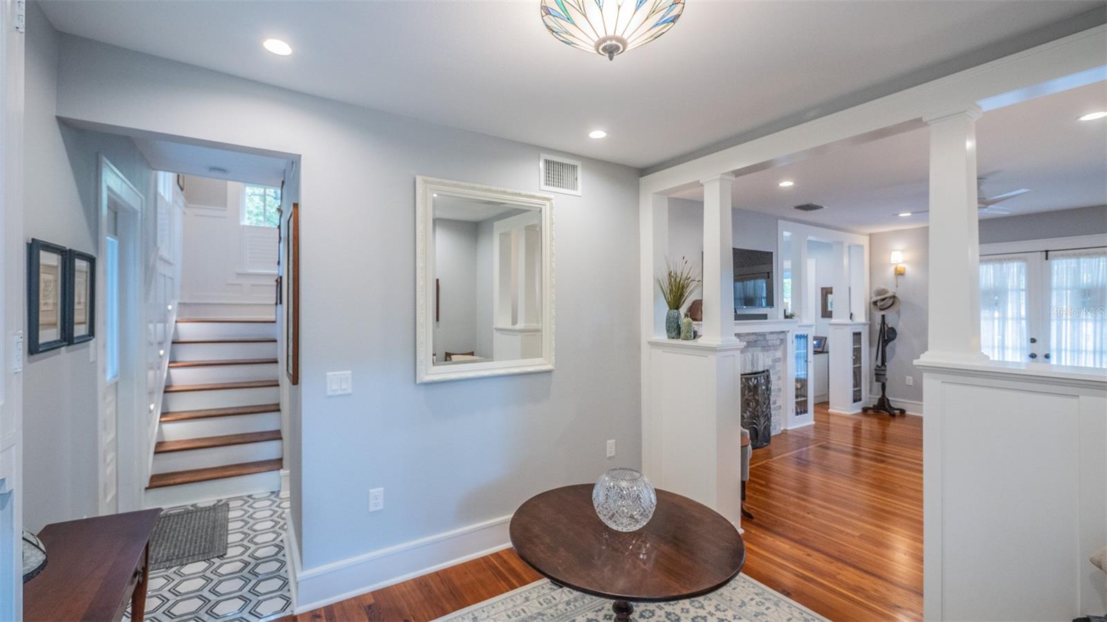 908 N TREMAIN ST, MOUNT DORA, FL, 32757