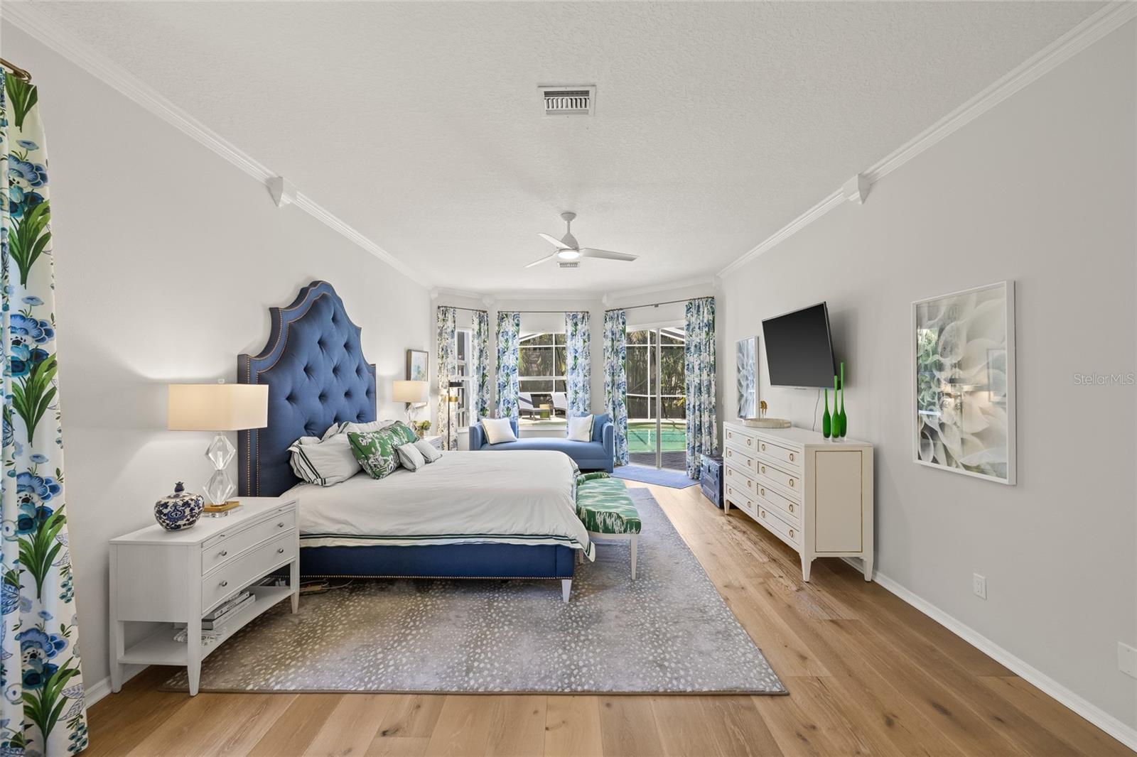 1220 DARLINGTON OAK CIR NE, ST PETERSBURG, FL, 33703