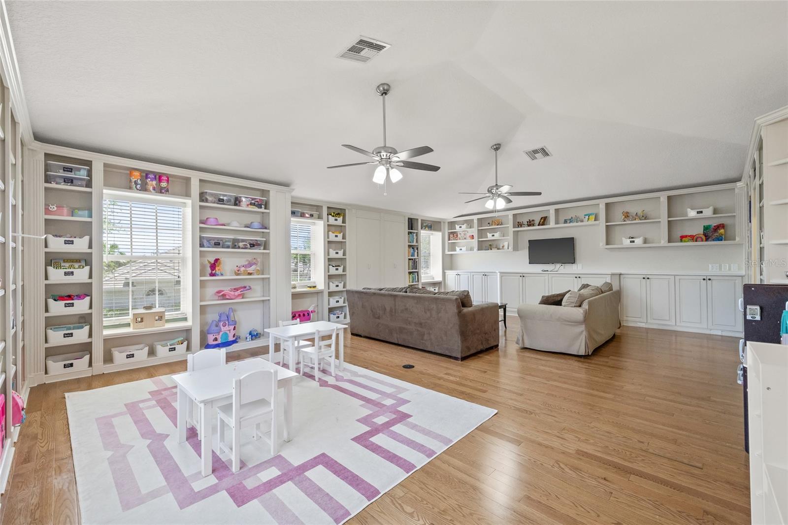 1220 DARLINGTON OAK CIR NE, ST PETERSBURG, FL, 33703