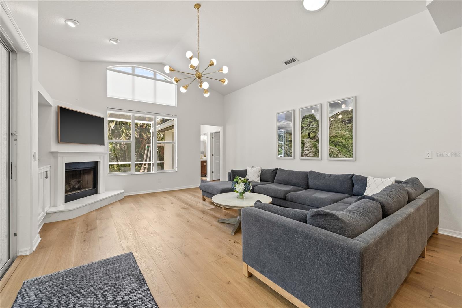 1220 DARLINGTON OAK CIR NE, ST PETERSBURG, FL, 33703