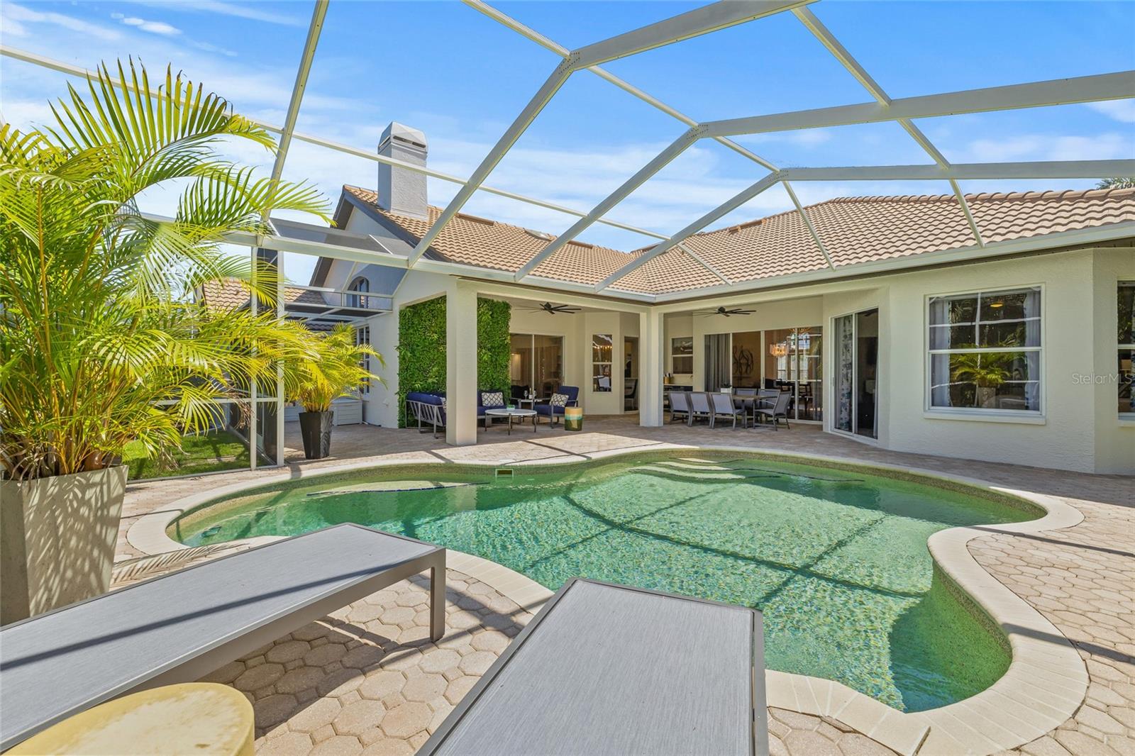 1220 DARLINGTON OAK CIR NE, ST PETERSBURG, FL, 33703