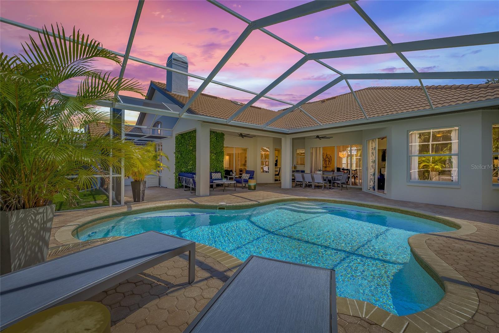 1220 DARLINGTON OAK CIR NE, ST PETERSBURG, FL, 33703