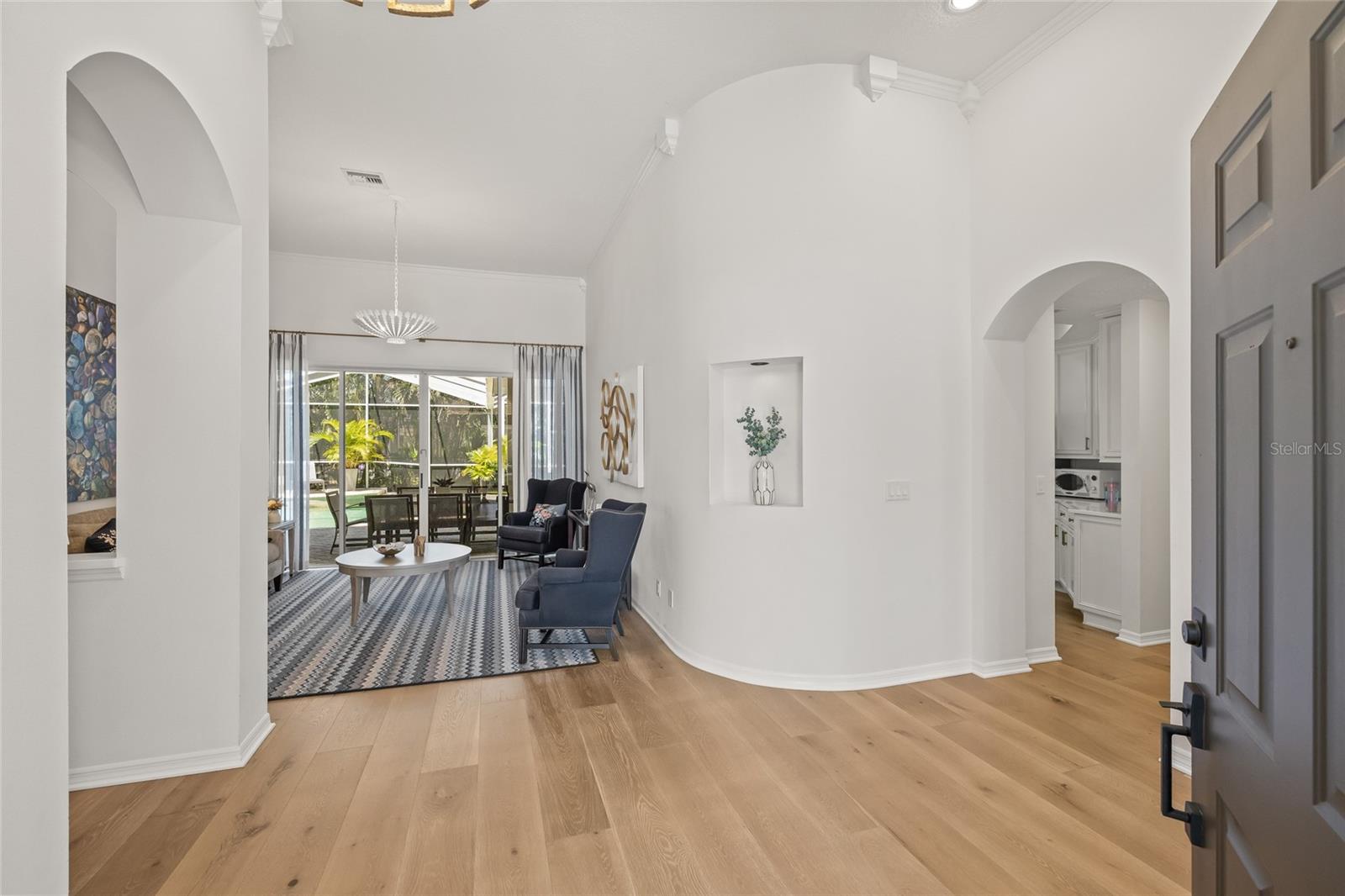 1220 DARLINGTON OAK CIR NE, ST PETERSBURG, FL, 33703