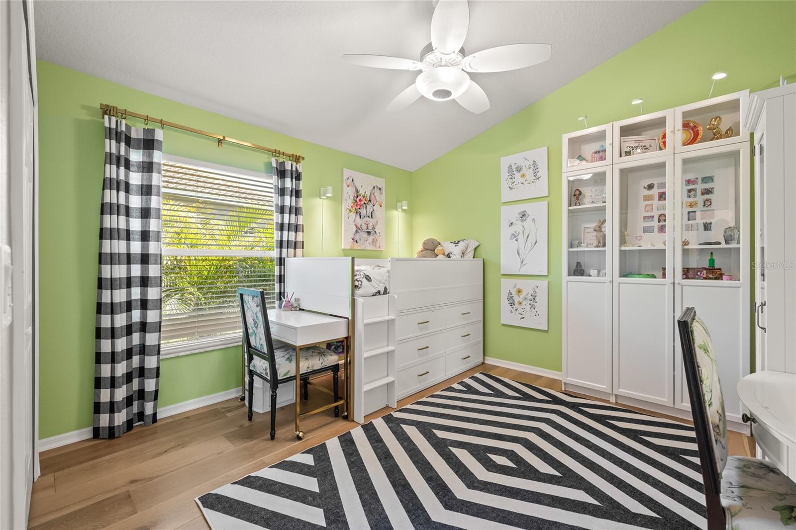 1220 DARLINGTON OAK CIR NE, ST PETERSBURG, FL, 33703