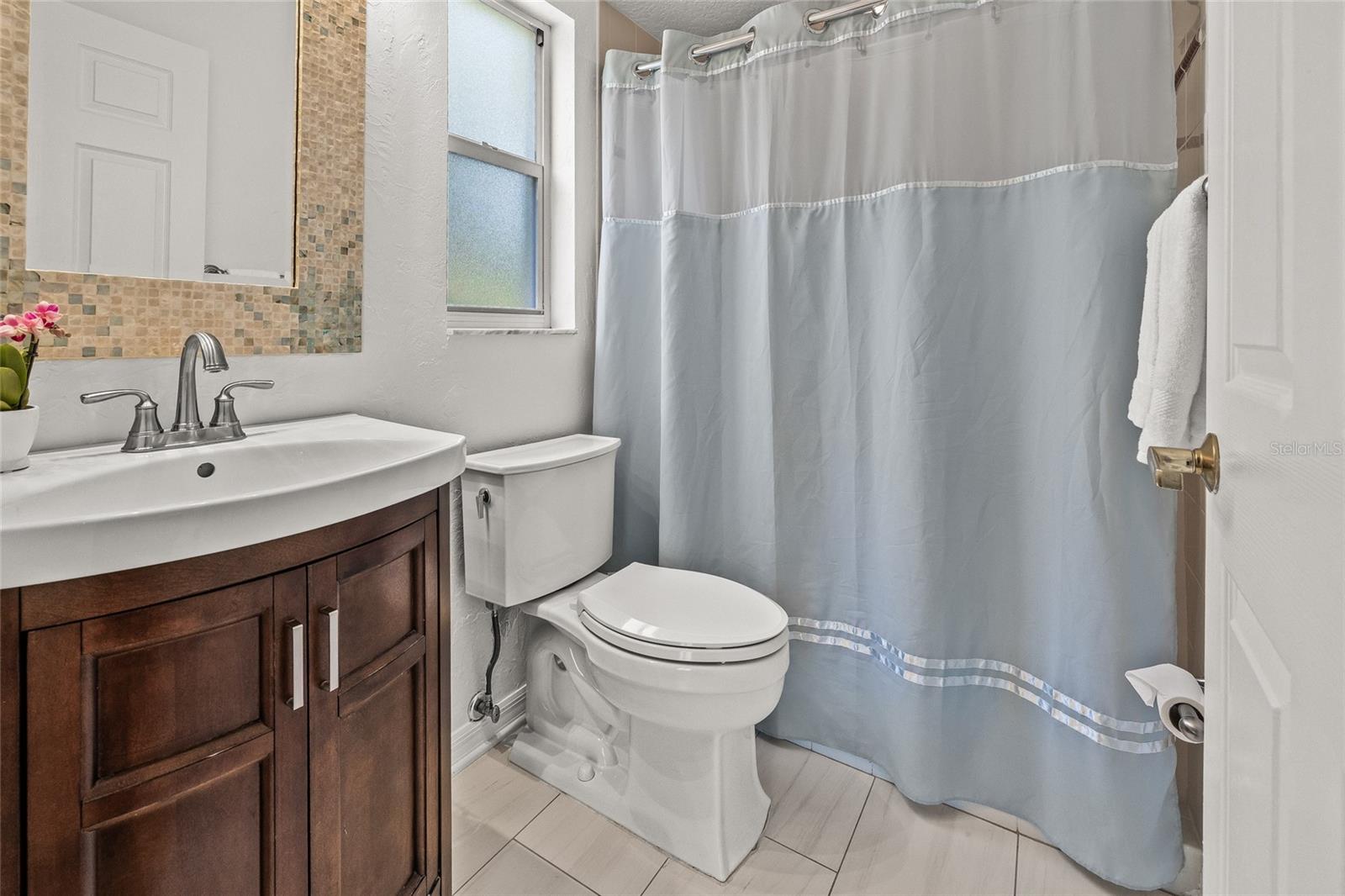 1220 DARLINGTON OAK CIR NE, ST PETERSBURG, FL, 33703