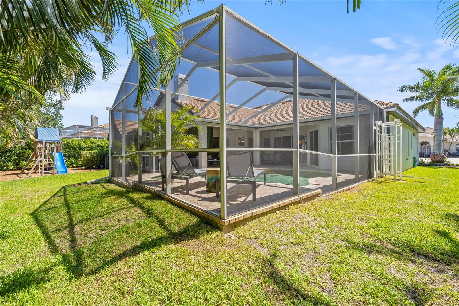 1220 DARLINGTON OAK CIR NE, ST PETERSBURG, FL, 33703