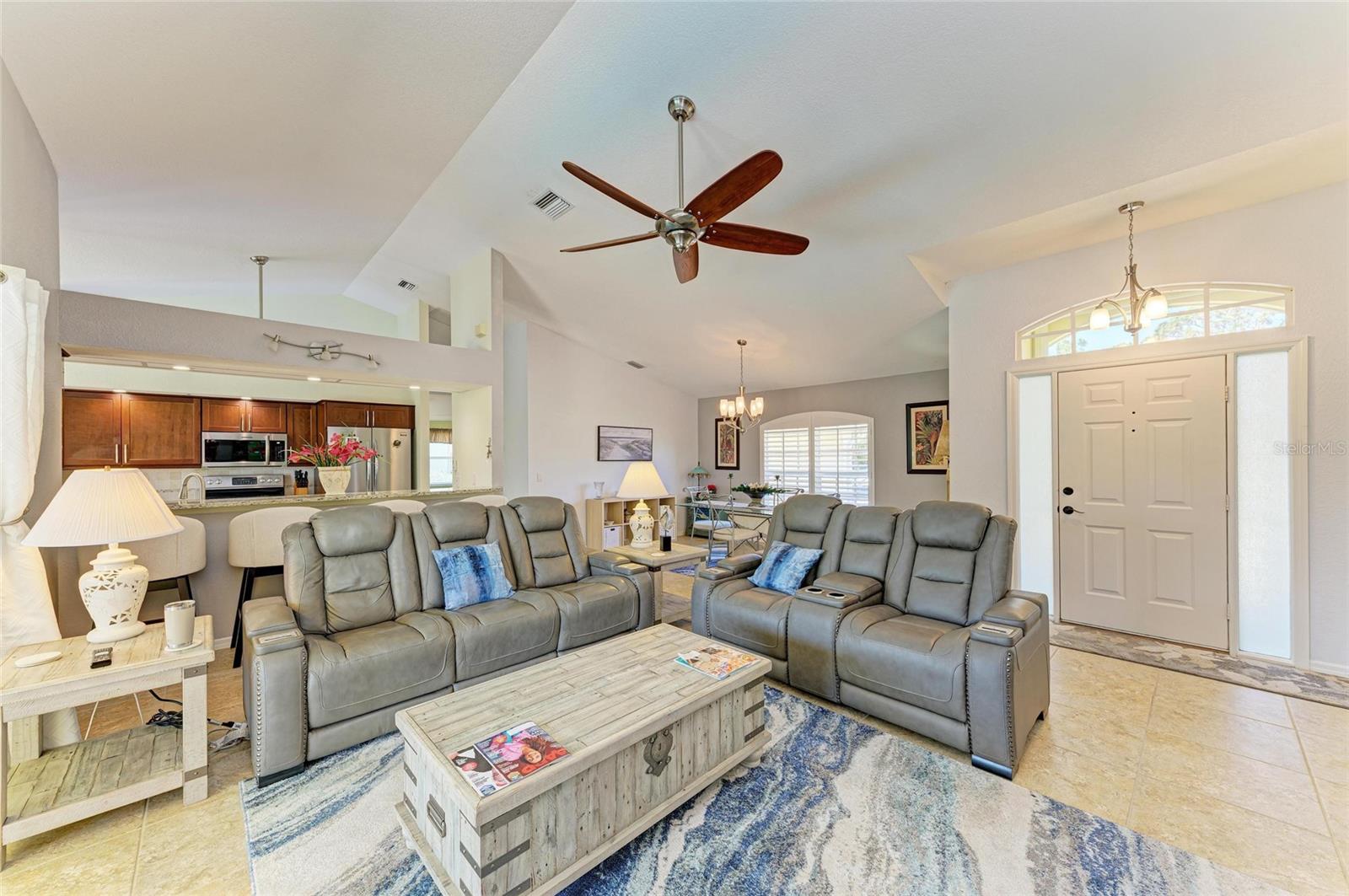 68 LONG MEADOW LN, ROTONDA WEST, FL, 33947