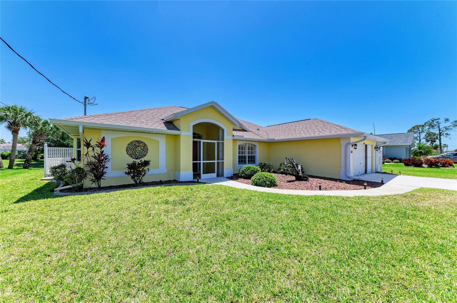 68 LONG MEADOW LN, ROTONDA WEST, FL, 33947