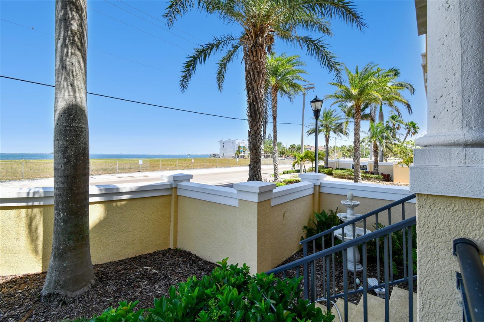 6412 MAYRA SHORES LN, APOLLO BEACH, FL, 33572