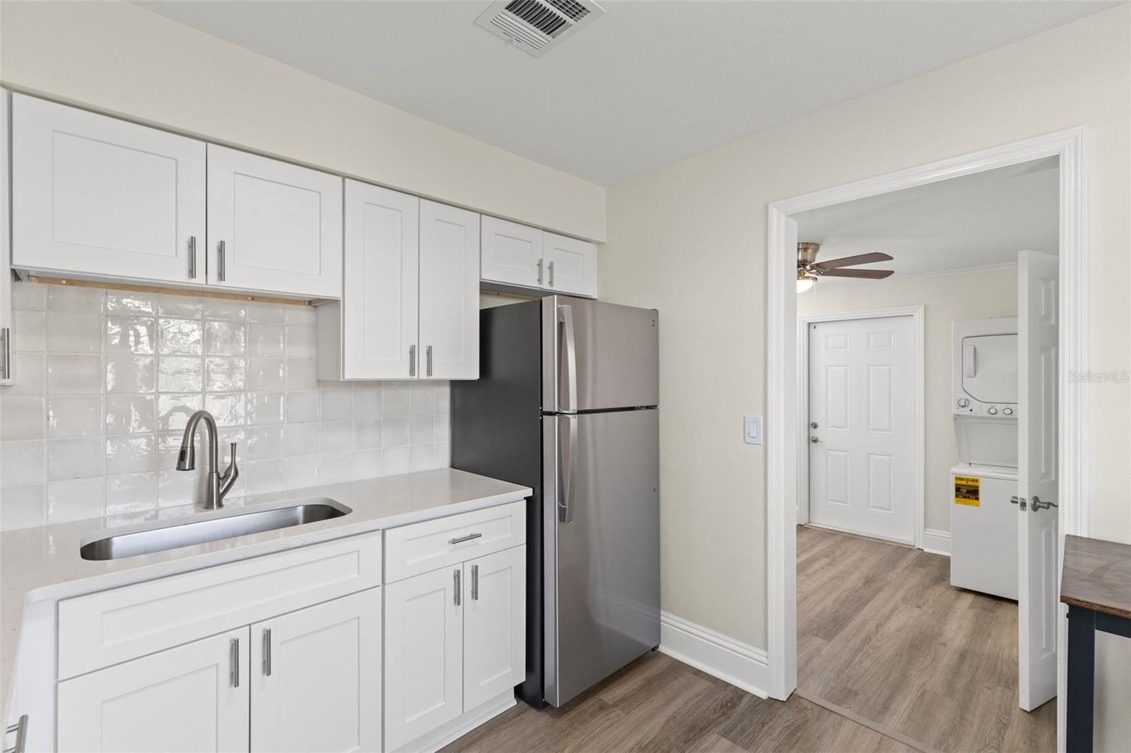 1974 N BETTY LN, CLEARWATER, FL, 33755