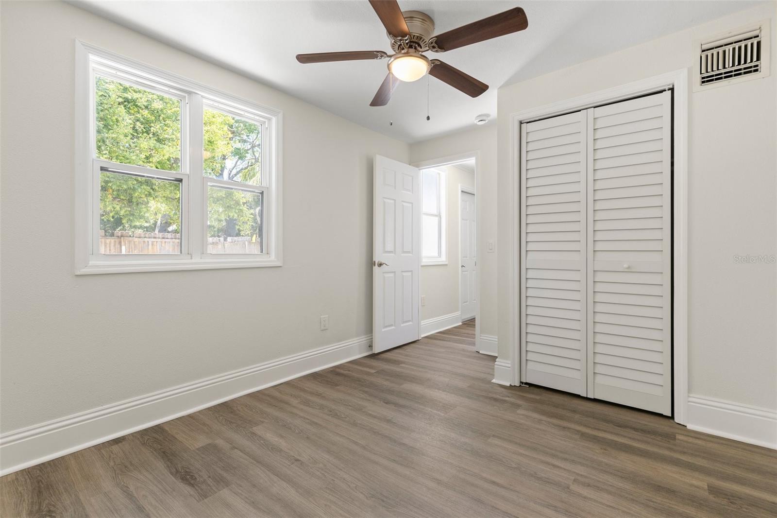 1974 N BETTY LN, CLEARWATER, FL, 33755