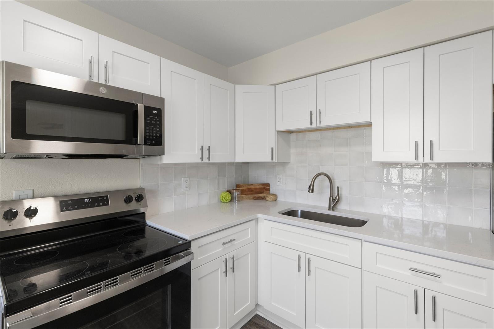 1974 N BETTY LN, CLEARWATER, FL, 33755