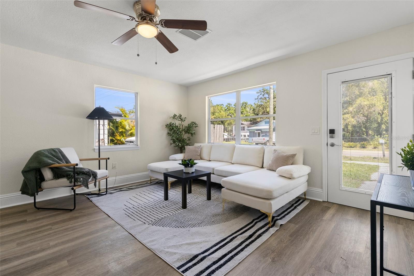 1974 N BETTY LN, CLEARWATER, FL, 33755