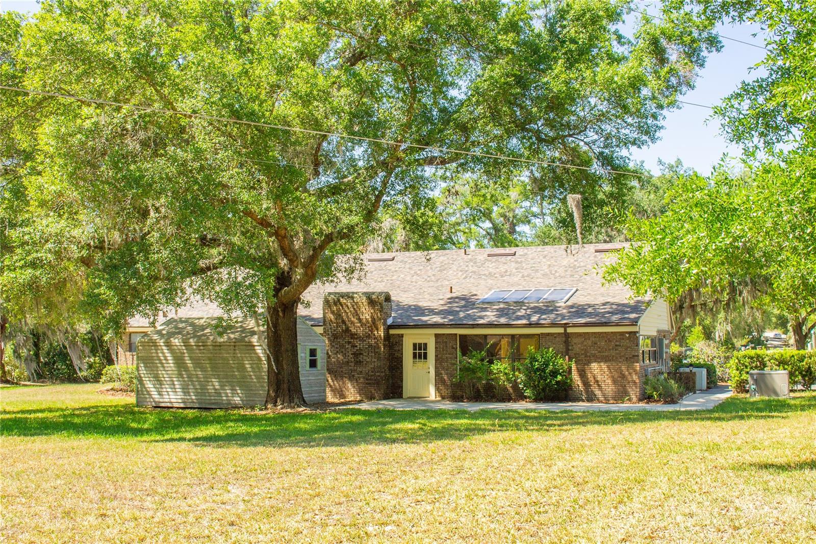 2112 ROBIE AVE, MOUNT DORA, FL, 32757