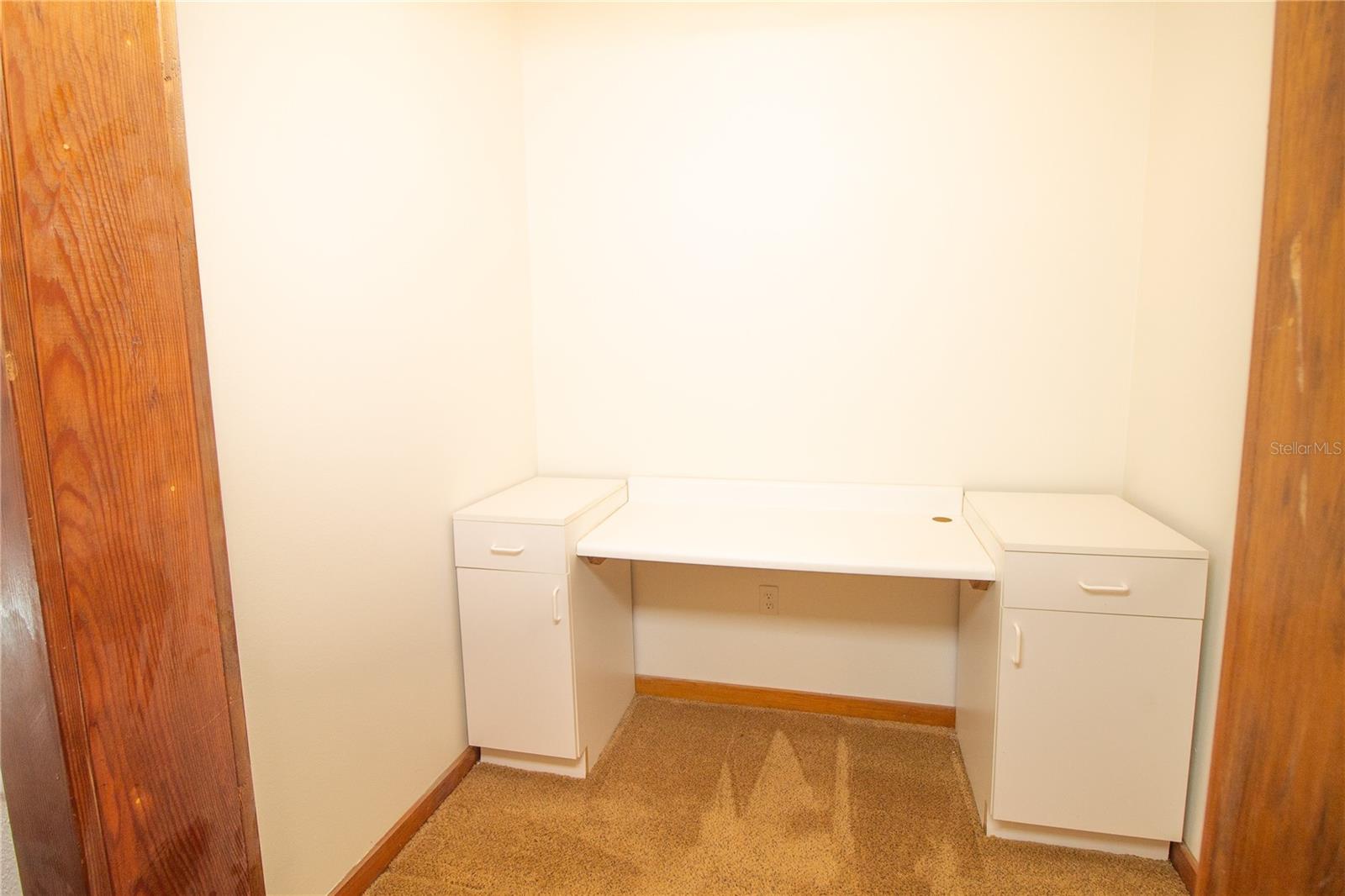 2112 ROBIE AVE, MOUNT DORA, FL, 32757