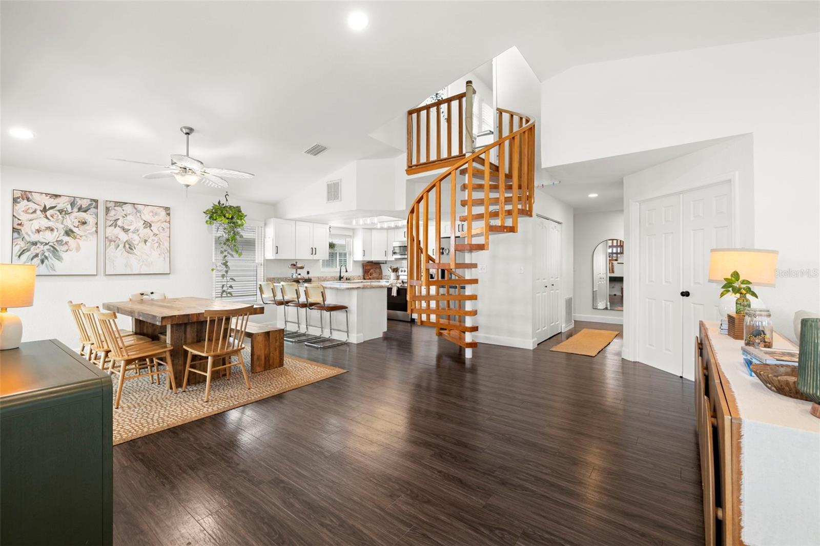 247 126TH AVE, TREASURE ISLAND, FL, 33706