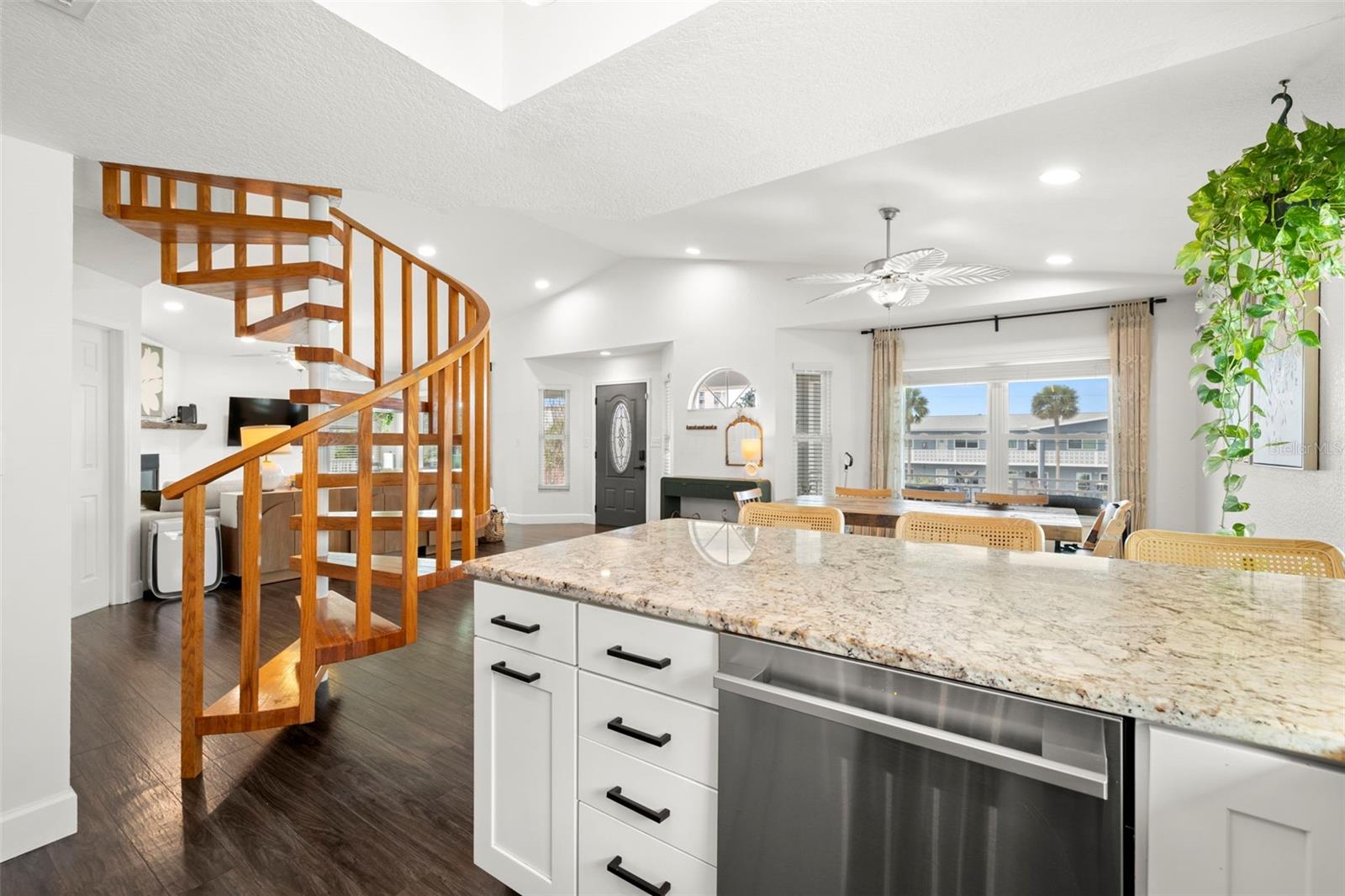 247 126TH AVE, TREASURE ISLAND, FL, 33706