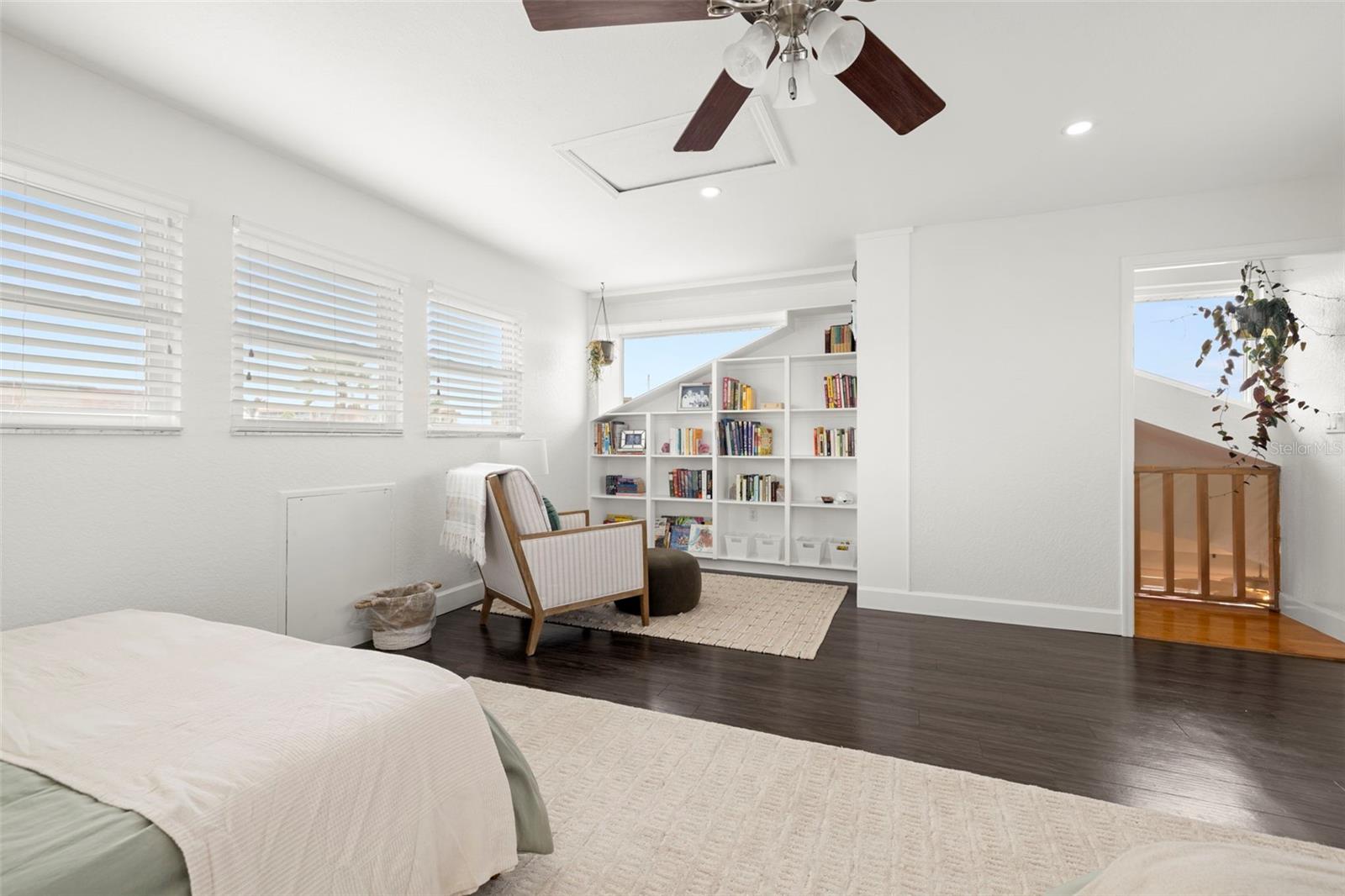 247 126TH AVE, TREASURE ISLAND, FL, 33706