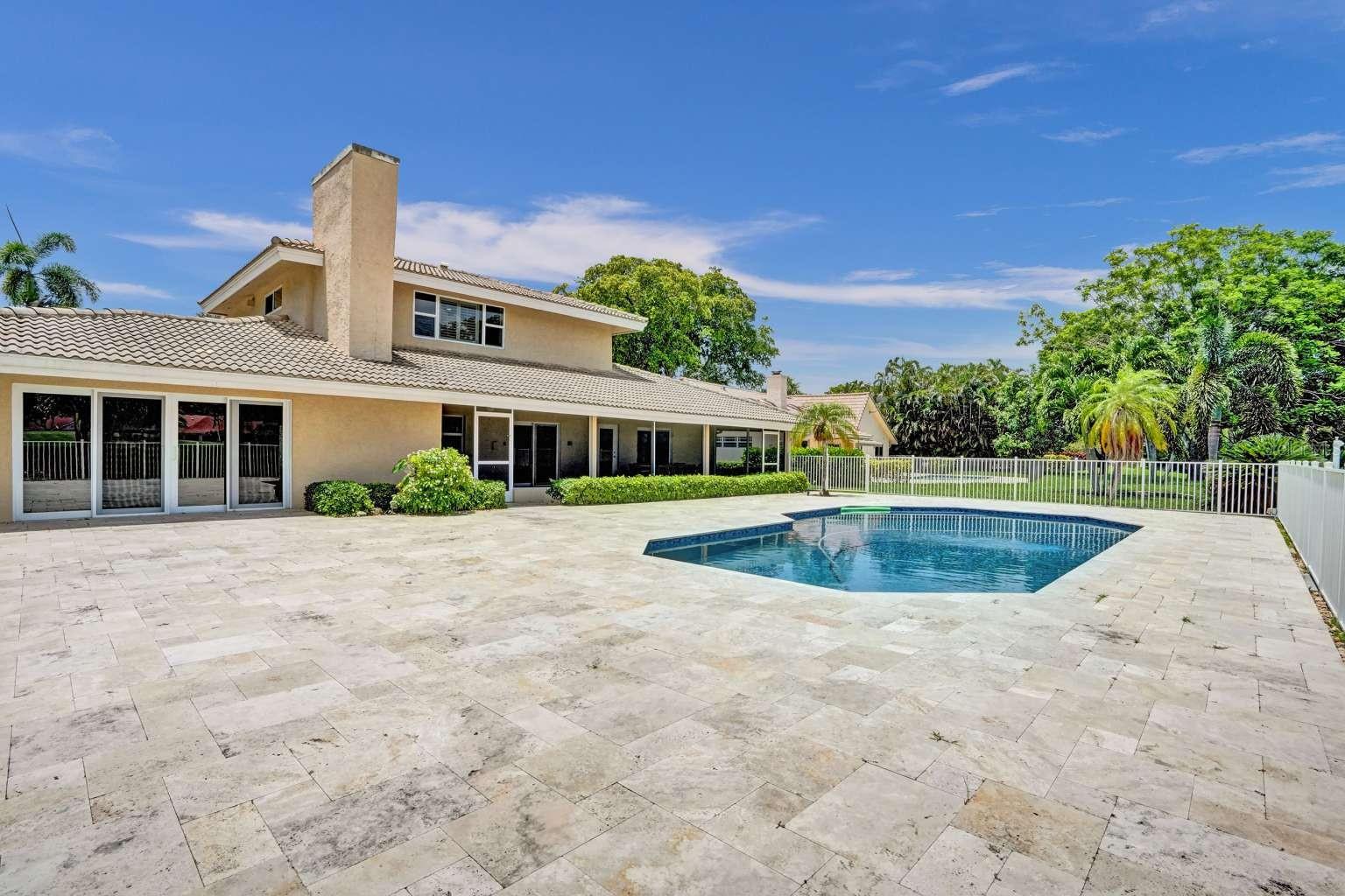 2527 DEER CREEK LAKES DR, DEERFIELD BEACH, FL, 33442