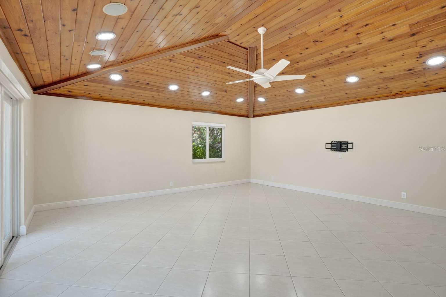 2527 DEER CREEK LAKES DR, DEERFIELD BEACH, FL, 33442