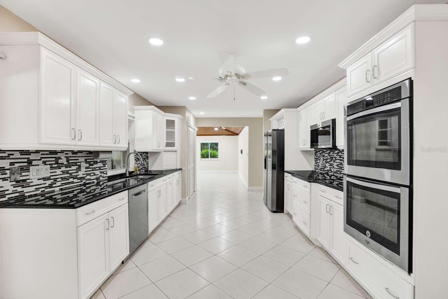2527 DEER CREEK LAKES DR, DEERFIELD BEACH, FL, 33442