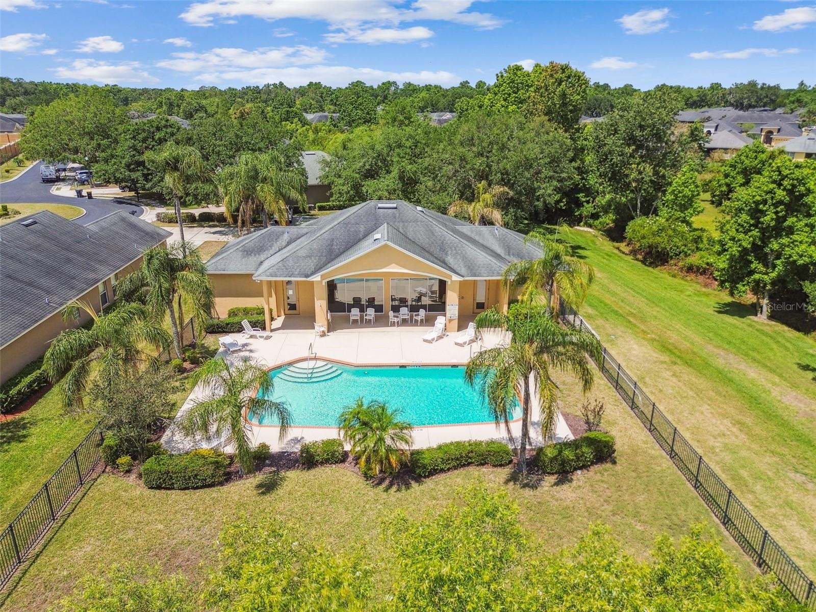 1049 STONEY CREEK DR, LAKELAND, FL, 33811