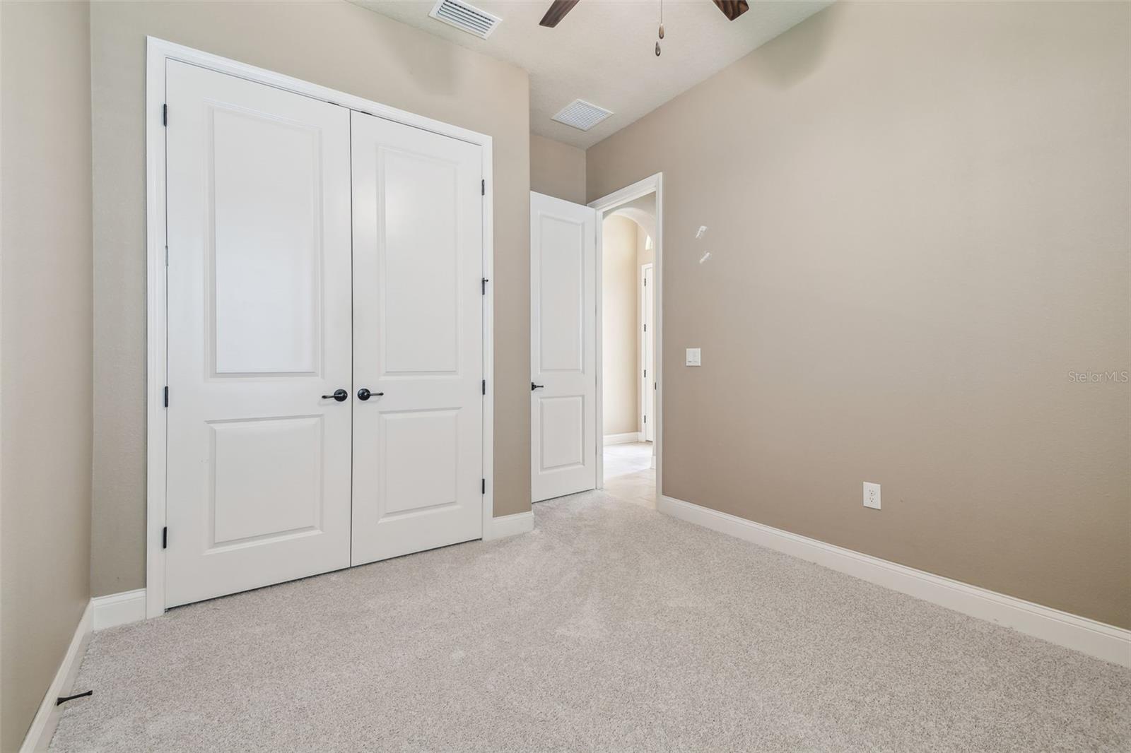 1049 STONEY CREEK DR, LAKELAND, FL, 33811