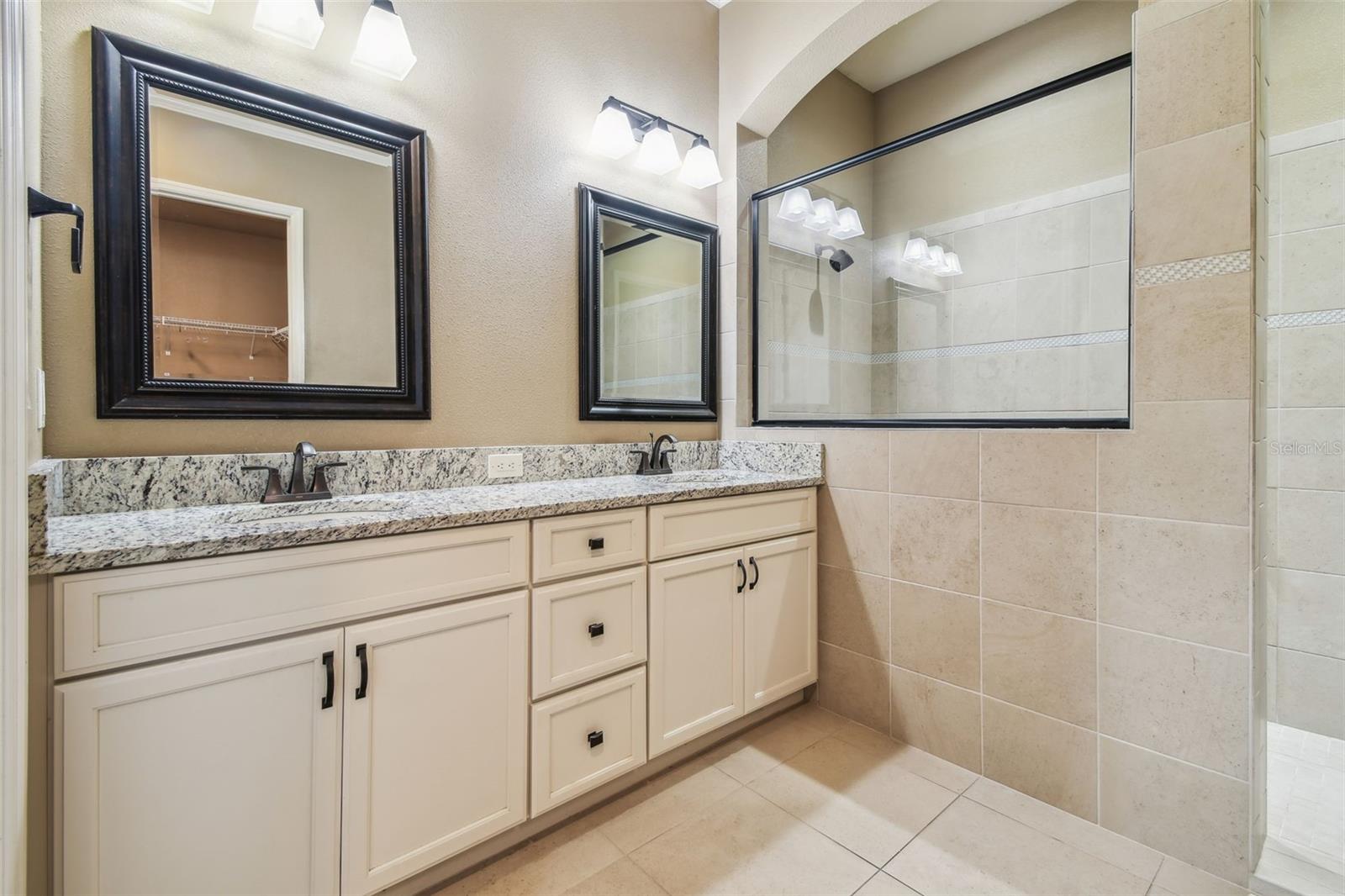 1049 STONEY CREEK DR, LAKELAND, FL, 33811