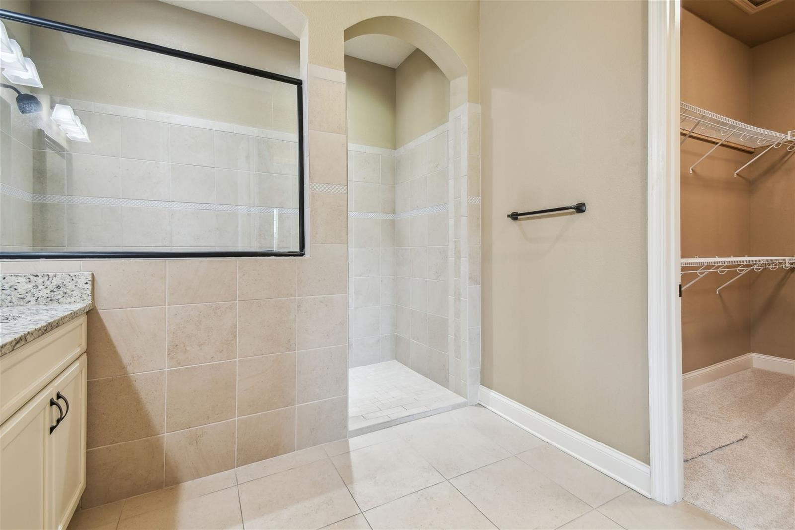 1049 STONEY CREEK DR, LAKELAND, FL, 33811