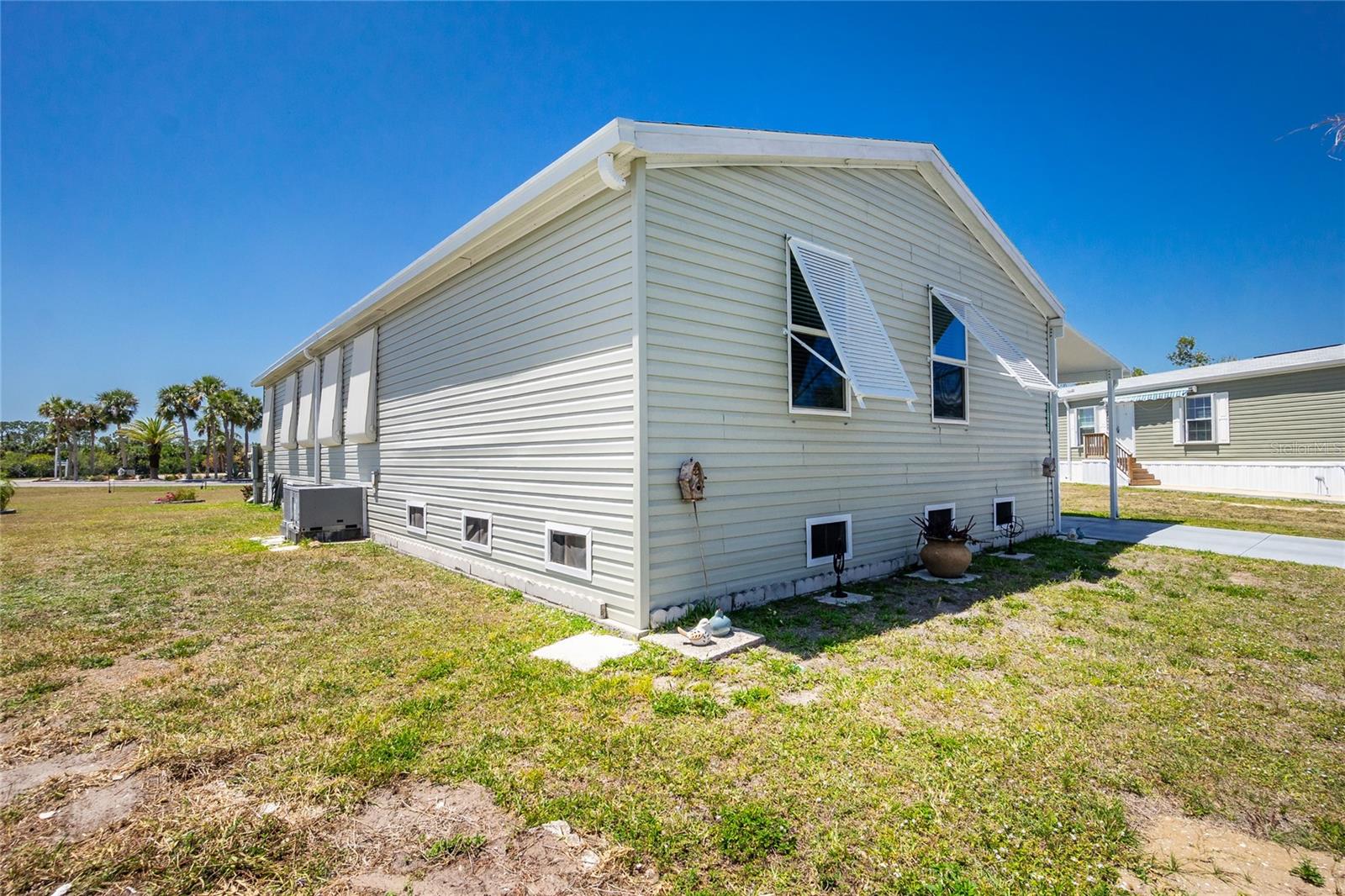 7646 RATAN CIR, PORT CHARLOTTE, FL, 33981