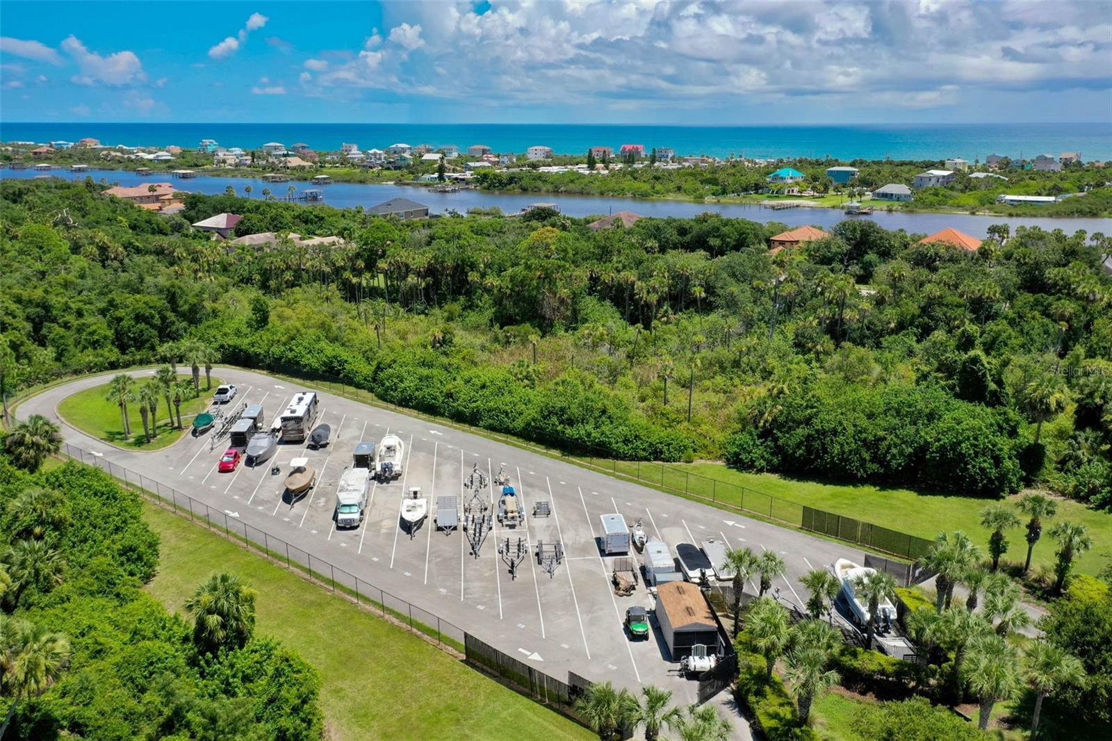 52 N LAKEWALK DR, PALM COAST, FL, 32137