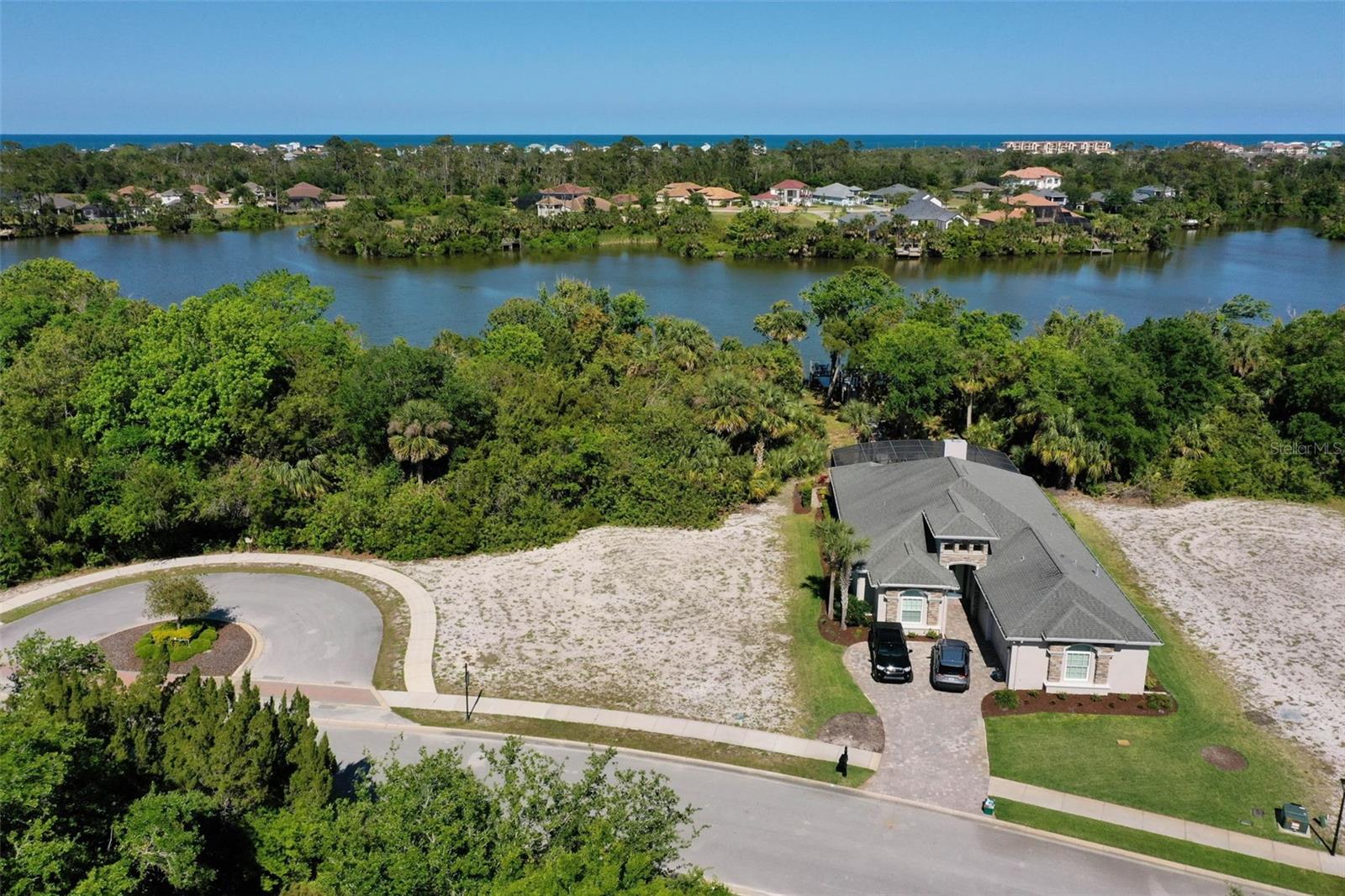 52 N LAKEWALK DR, PALM COAST, FL, 32137