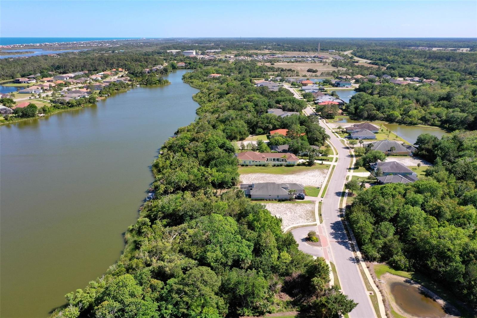 52 N LAKEWALK DR, PALM COAST, FL, 32137