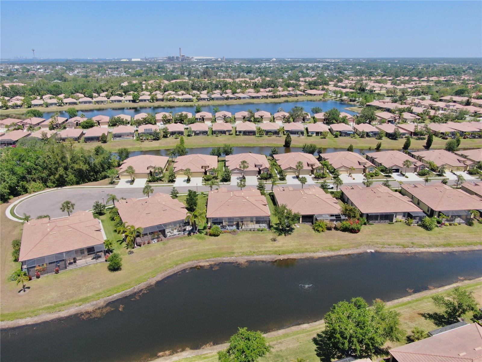 334 MYSTIC FALLS DR, APOLLO BEACH, FL, 33572