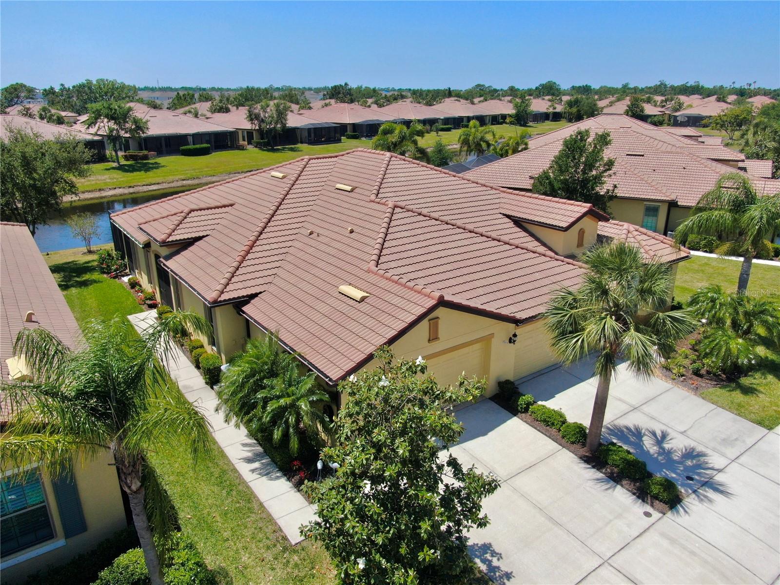 334 MYSTIC FALLS DR, APOLLO BEACH, FL, 33572