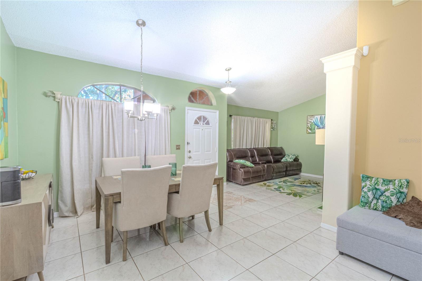 1161 HACKBERRY DR, ORLANDO, FL, 32825